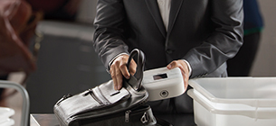 Sacoche de transport d'un appareil de PPC pour le traitement de l'apn&eacute;e du sommeil