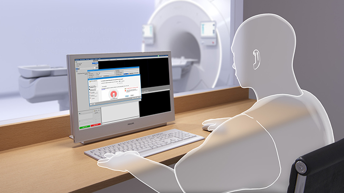 Photo d&rsquo;un clinicien devant le moniteur en train d&rsquo;examiner des images, illustrant la planification, l&rsquo;acquisition et le traitement rapides des images d&rsquo;IRM